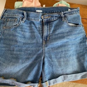 Old Navy bf shorts